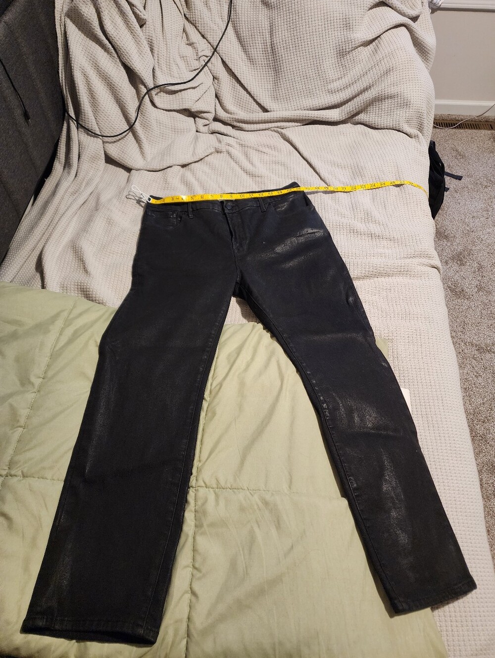 Size 14/32 Good American Black Metalic Jeans